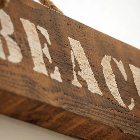 Holiday home Salty Kisses, The Bay,