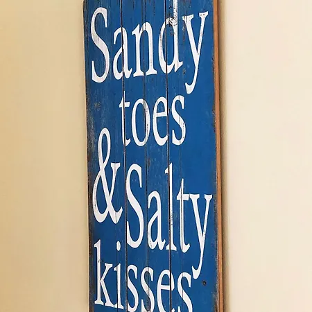 Salty Kisses, The Bay,