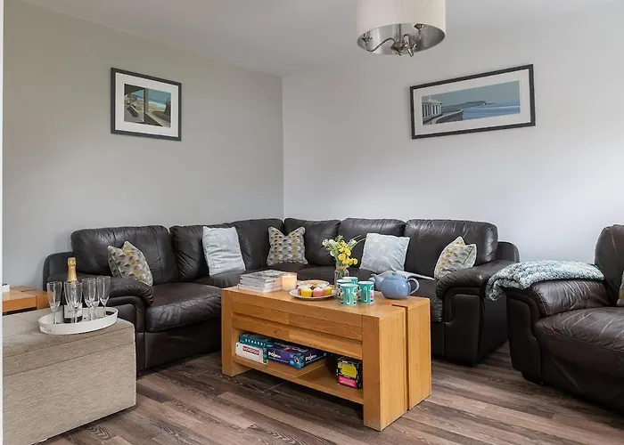 Salty Kisses, The Bay, * Filey