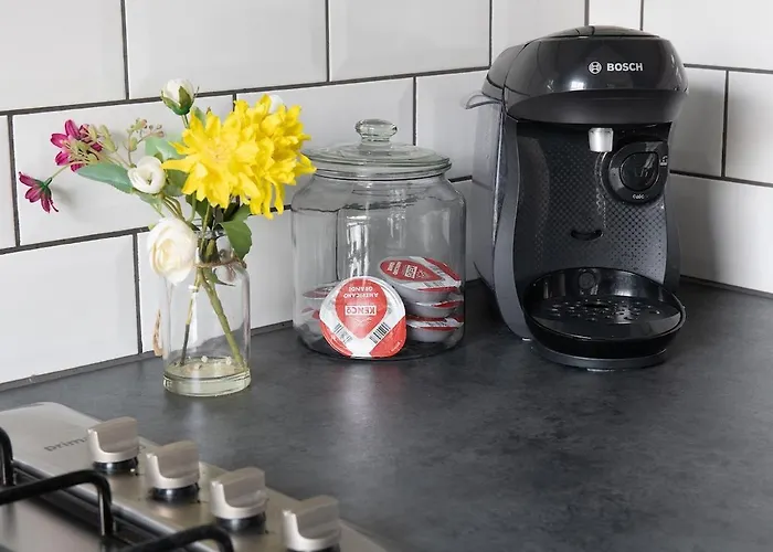 Salty Kisses, The Bay, Holiday home