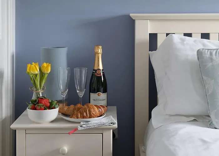 Salty Kisses, The Bay, *