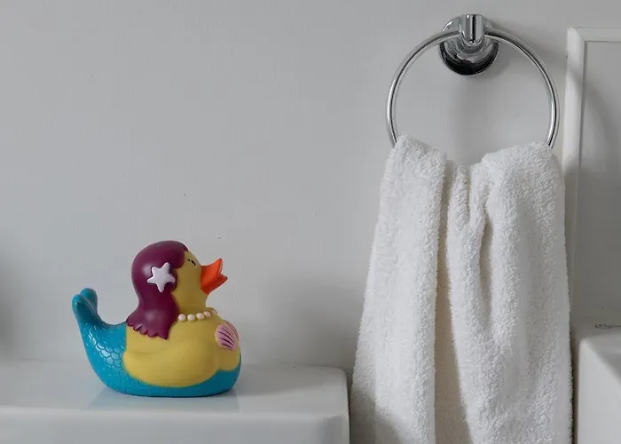 Salty Kisses, The Bay, Holiday home