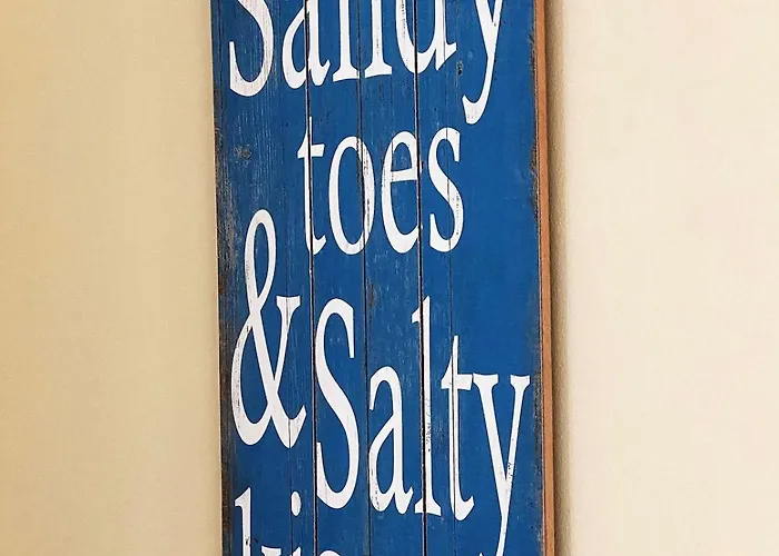Salty Kisses, The Bay,